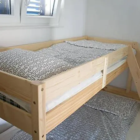 Appartement Lava Pirovac